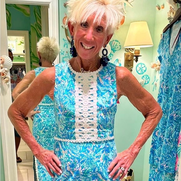 Meet your Posher, Kimmy - Picture 1 of 2